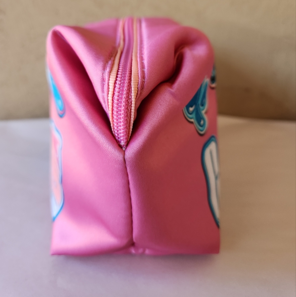 Pink Clinique Cosmetic Bag with Fun Patches - Picture 2 of 6